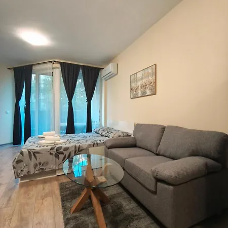 Διαμέρισμα Niora 1 *
